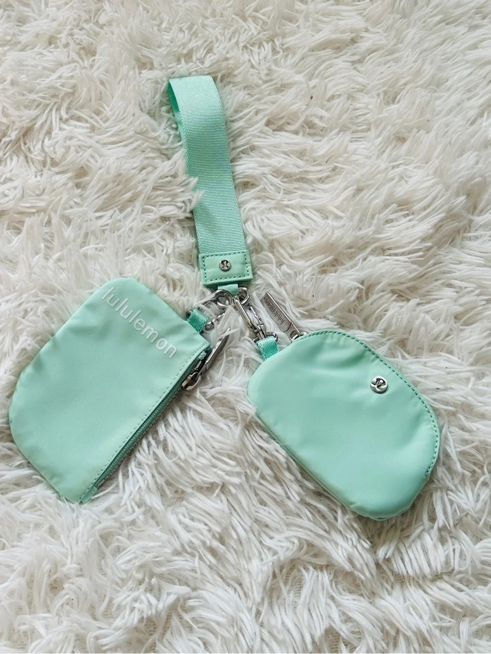 Lululemon Dual Pouch Wristlet PDGR VPOR Paradise Green Vapor NEW